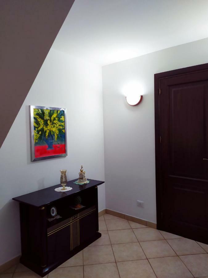 Apartment Basile Palermo Bagian luar foto