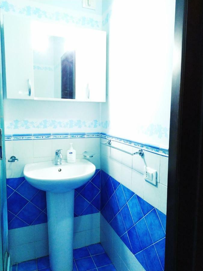 Apartment Basile Palermo Bagian luar foto